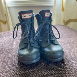 Little kid Hunter boots